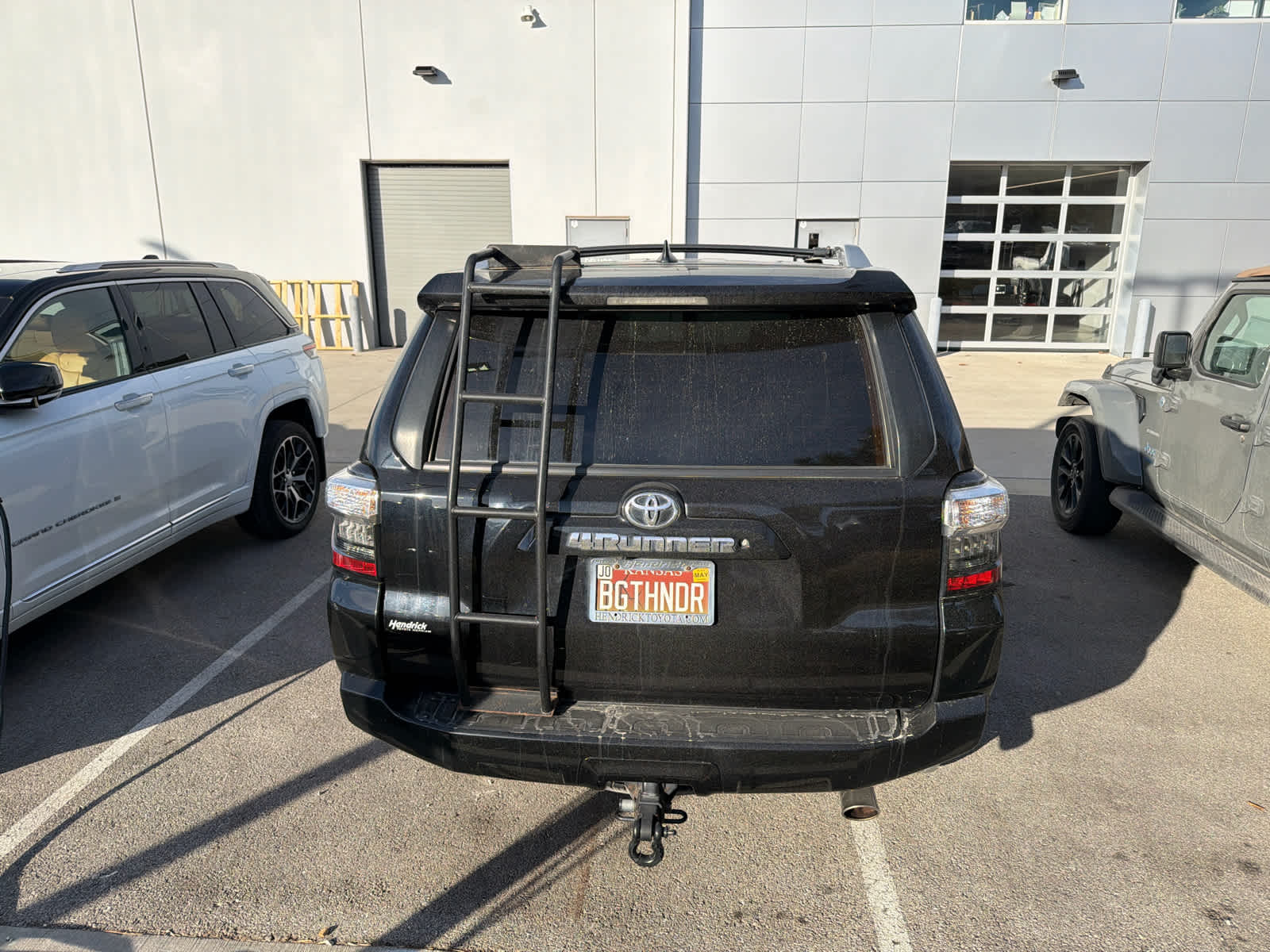 Used 2017 Toyota 4Runner SR5 Premium with VIN JTEBU5JR3H5407733 for sale in Kansas City