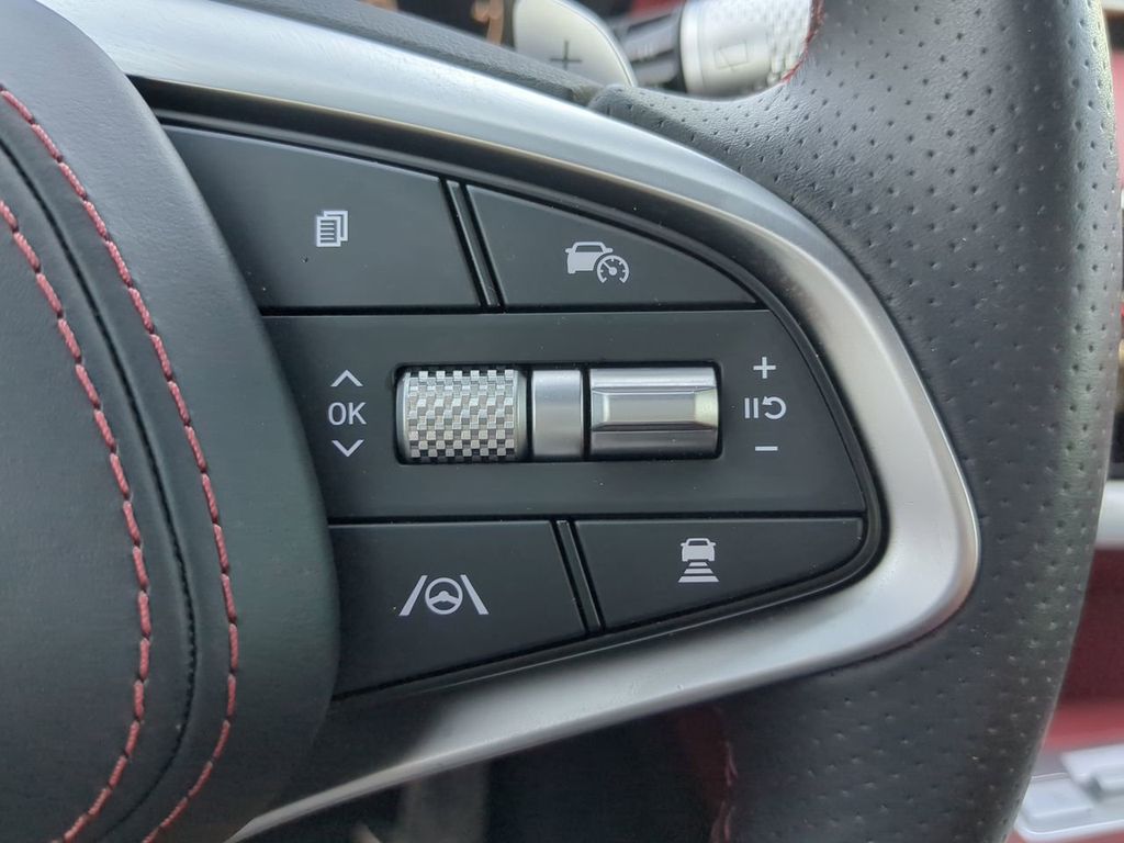 2024 Genesis GV70 3.5T Sport photo 26
