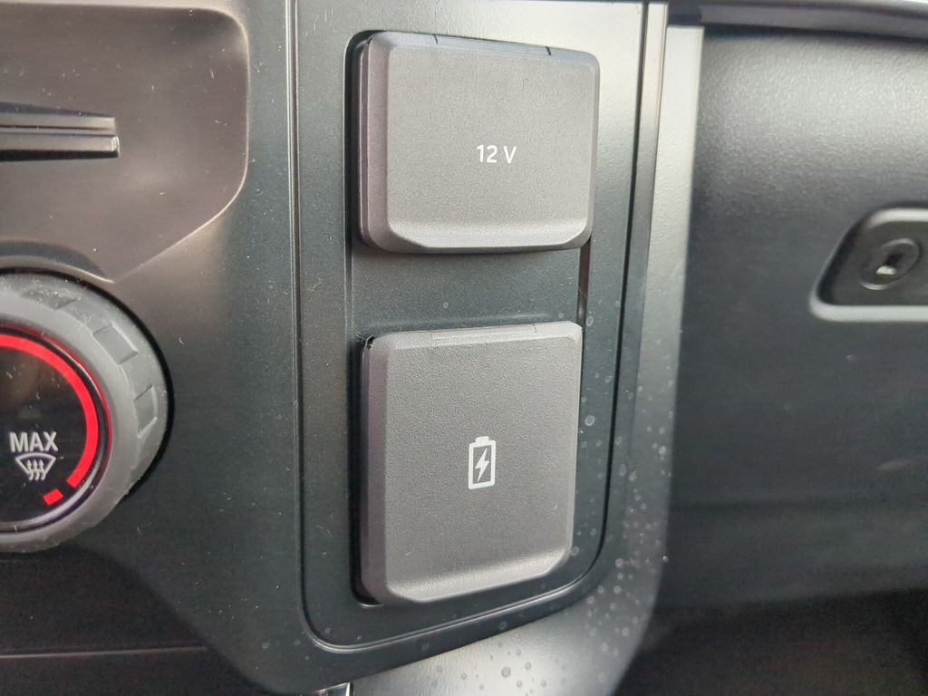 2025 Ford F-150 STX photo 29