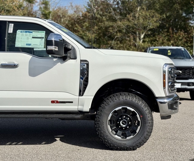 2026 Ford F-350 King Ranch photo 2