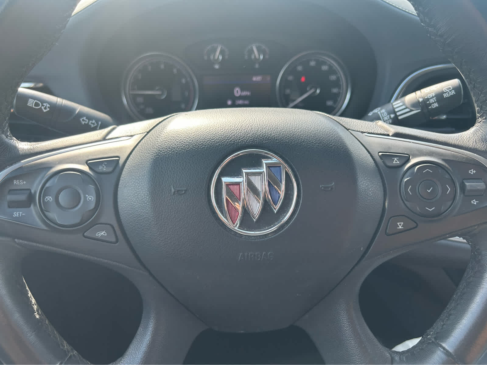 2020 Buick Enclave Essence photo 10