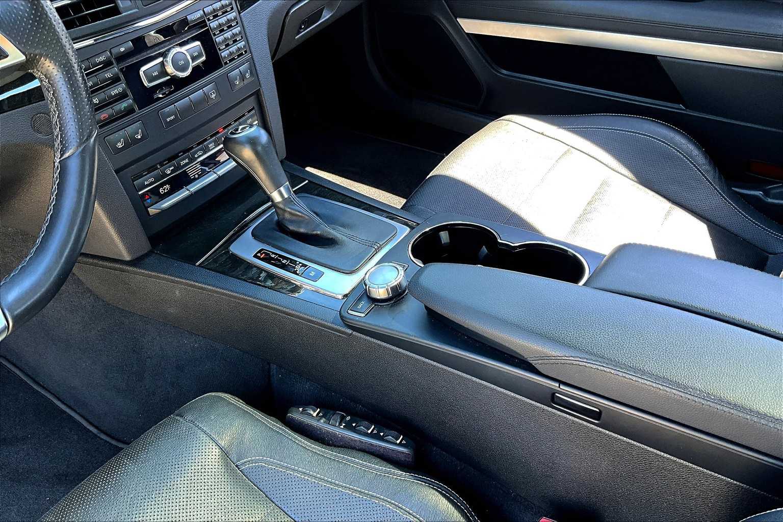 2013 Mercedes Benz E 550 photo 15