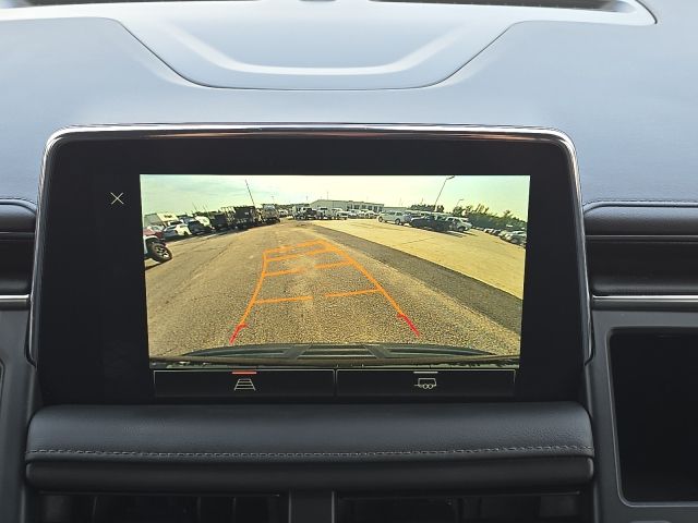 2022 Gmc Yukon SLE photo 34