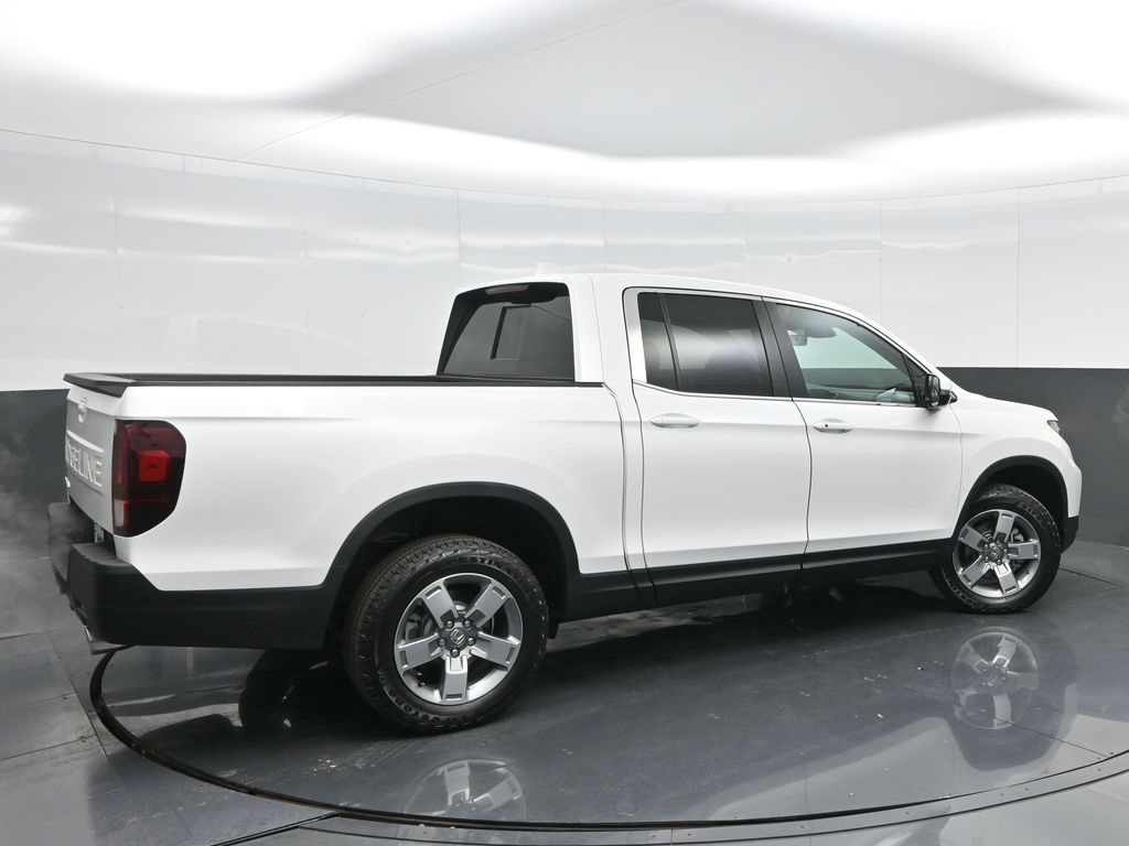 2025 Honda Ridgeline RTL photo 3