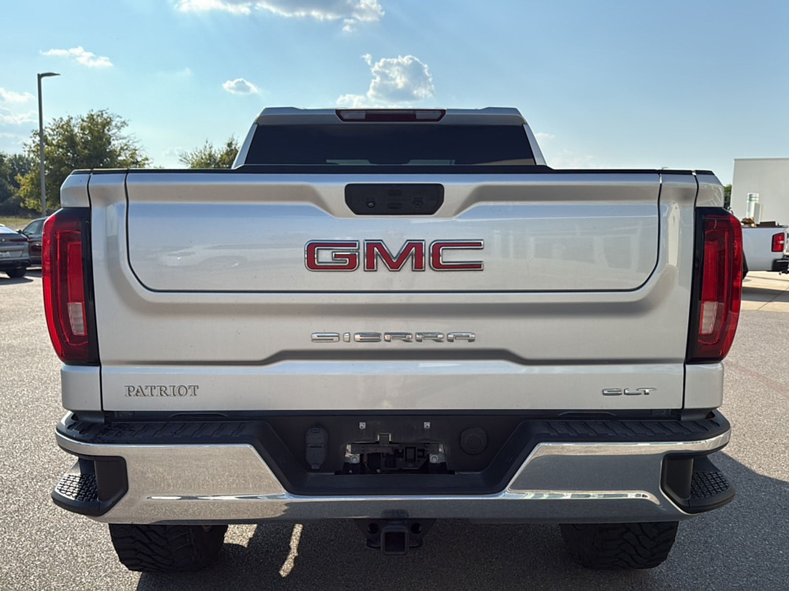 2022 Gmc Sierra 1500 SLT photo 4