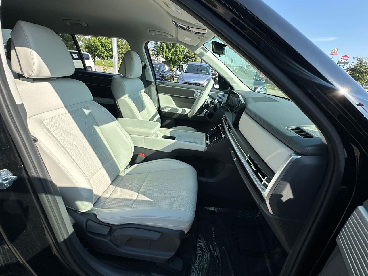 2025 Hyundai Santa Fe SEL photo 30