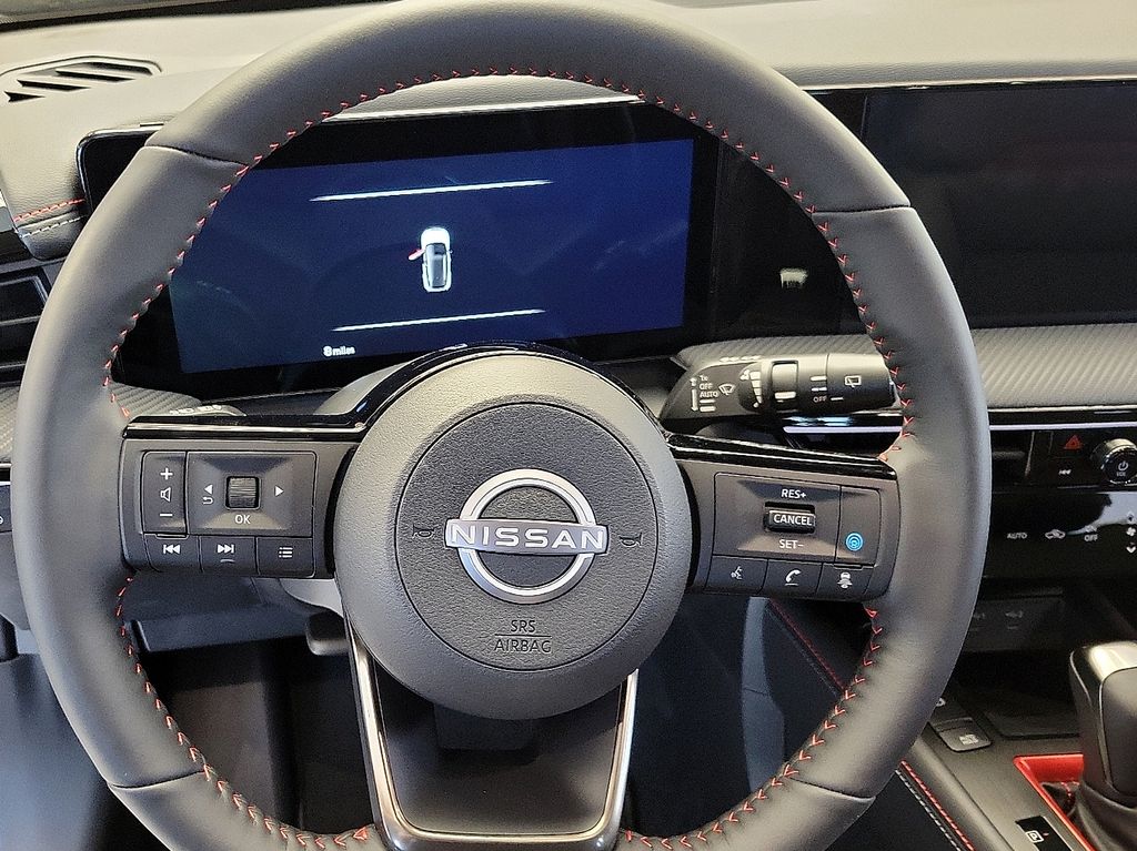 2025 Nissan Kicks SR photo 5