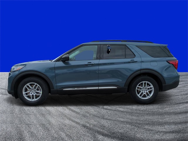 2025 Ford Explorer photo 5