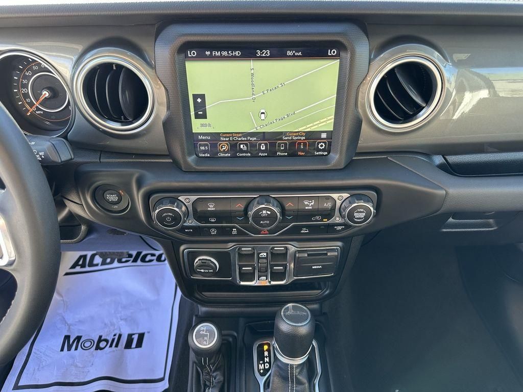 Used 2023 White Jeep Overland 4x4 image 13