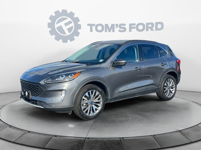 2022 Ford Escape Titanium's photo