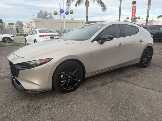 2022 Mazda Mazda3 Premium Plus's photo