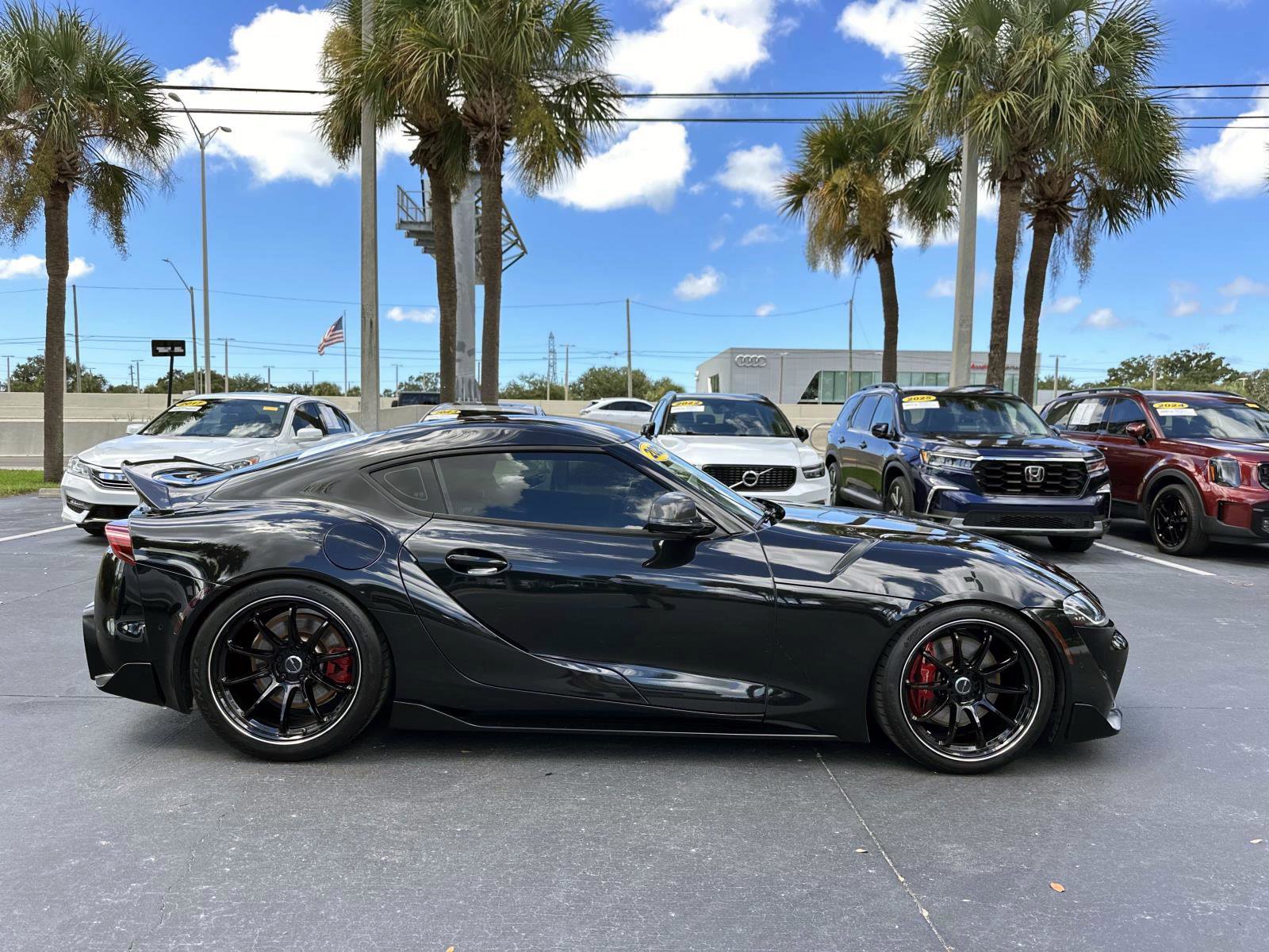 2021 Toyota Supra 3.0 photo 2