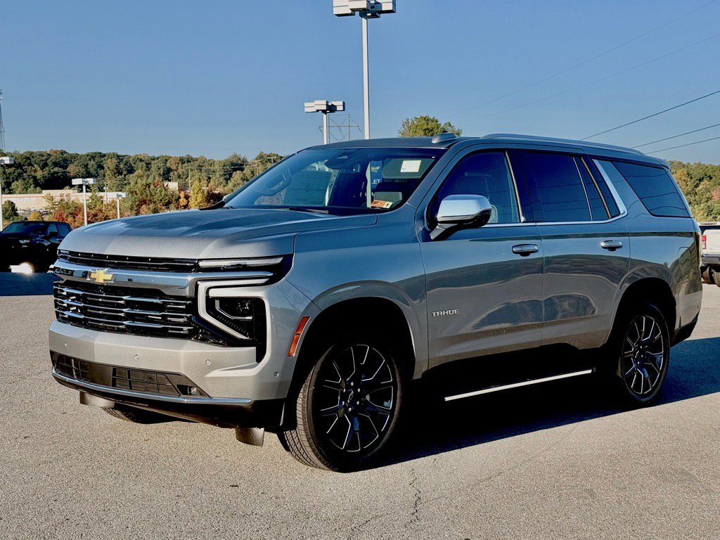 2025 Chevrolet Tahoe Premier's photo