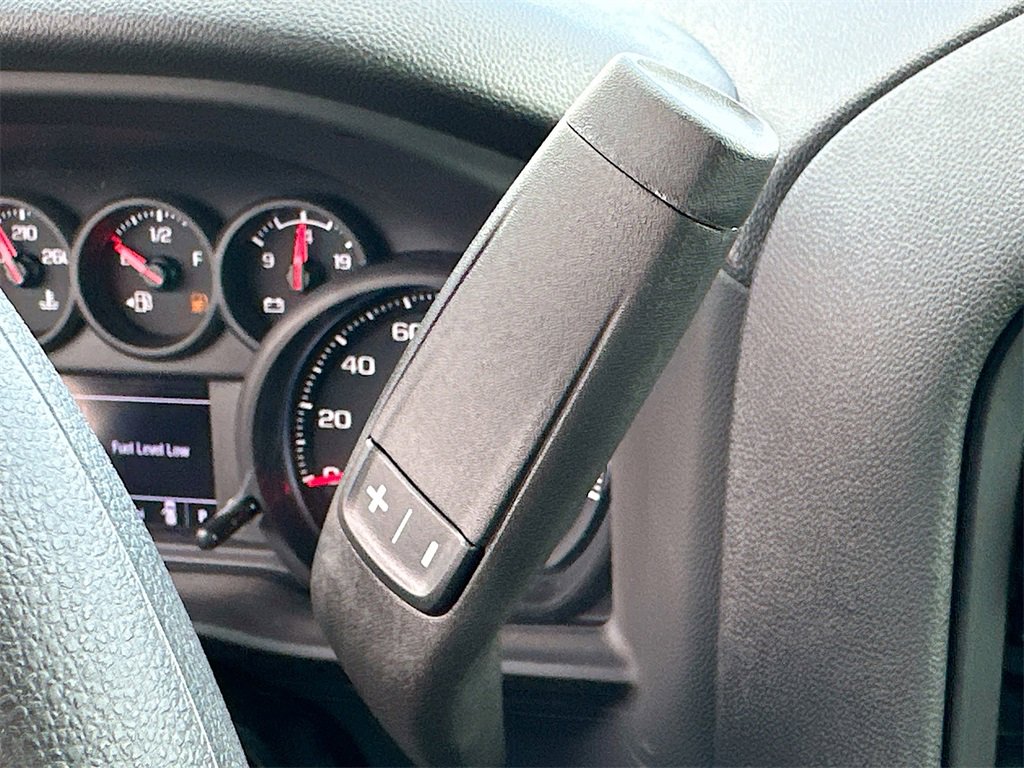 2025 Chevrolet Silverado 1500 Custom photo 10