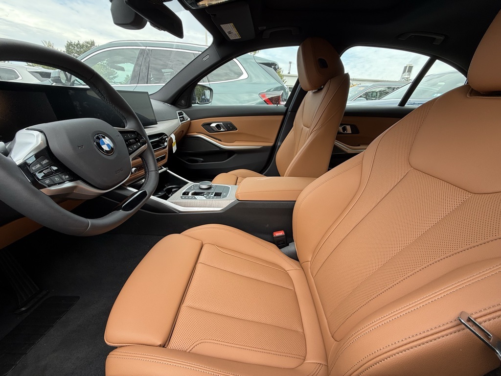 2025 Bmw 330i xDrive photo 2