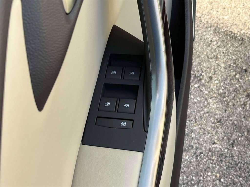 2016 Buick Verano Leather photo 22