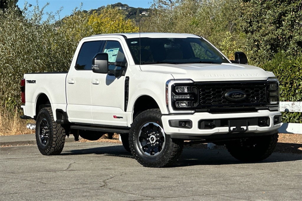 2026 Ford F-250 photo 2