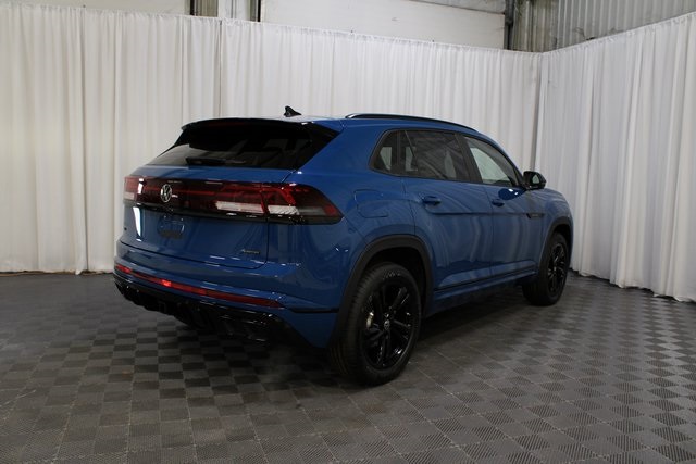 2025 Volkswagen Atlas Cross Sport SEL R-Line photo 24
