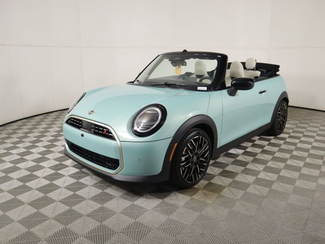 2026 MINI Convertible S's photo
