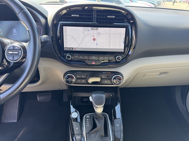 2023 Kia Soul EX photo 18