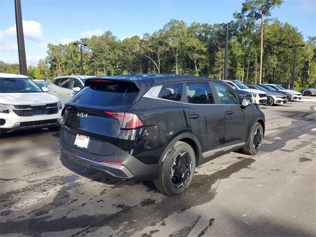 2026 Kia Sportage EX photo 2