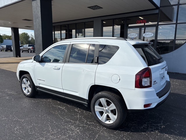 2016 Jeep Compass Latitude photo 5