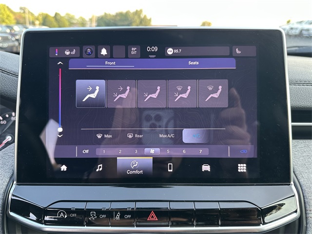 2022 Jeep Compass Latitude Lux Altitude photo 23
