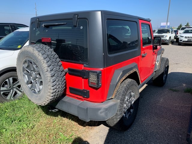2016 Jeep Wrangler Rubicon photo 4