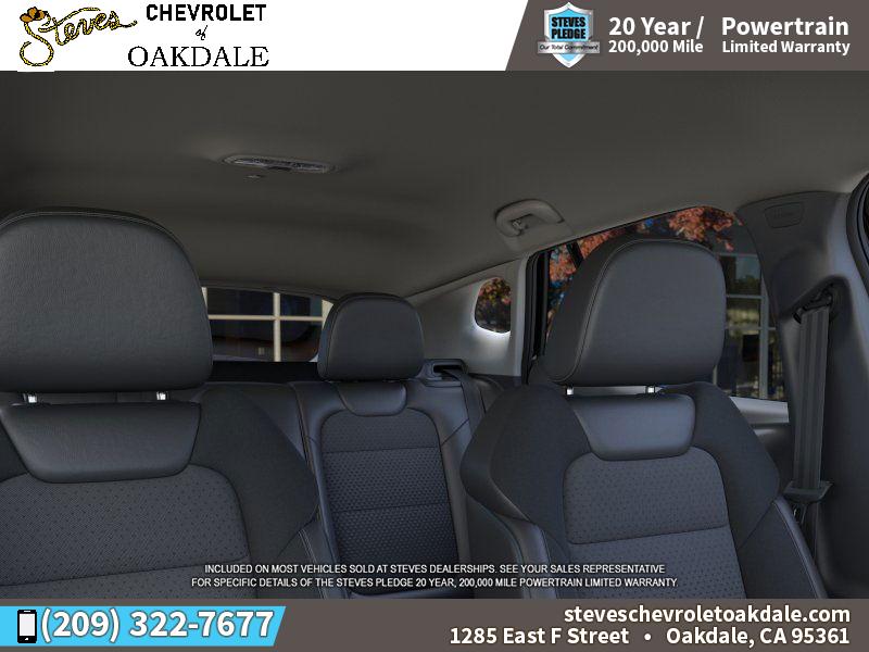 2025 Chevrolet Trax LT photo 21