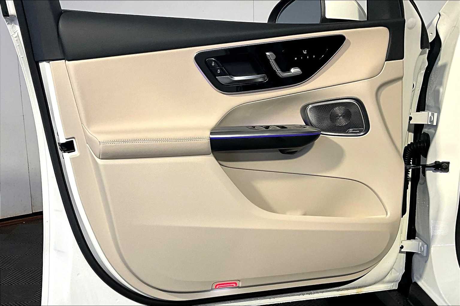 2026 Mercedes Benz GLC 300 4MATIC photo 10