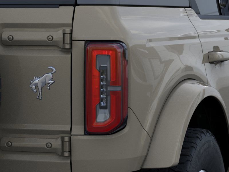 2025 Ford Bronco Outer Banks photo 20