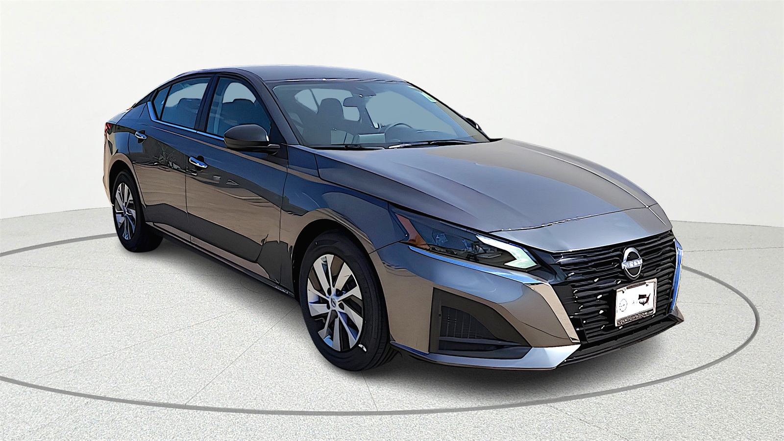 2025 Nissan Altima S's photo