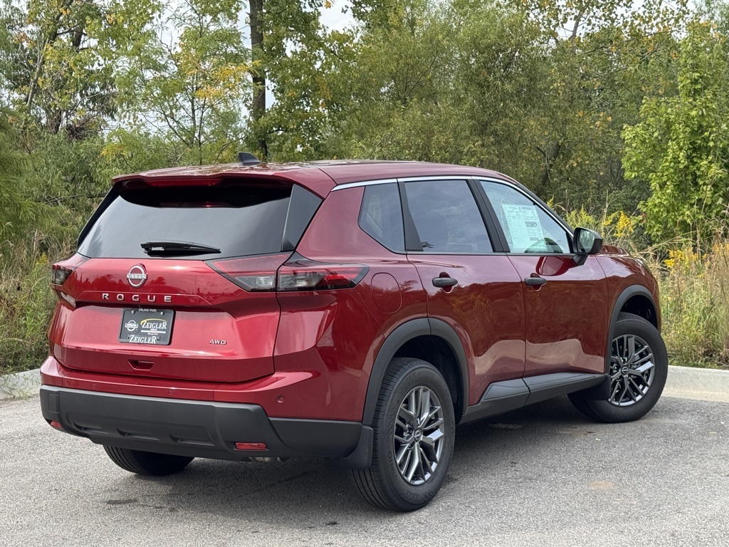 2026 Nissan Rogue S photo 4