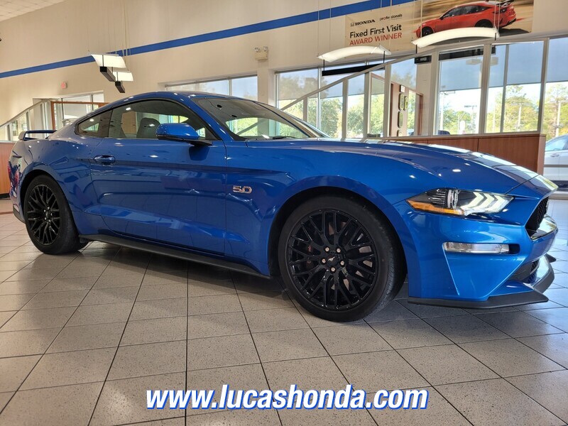 2021 Ford Mustang GT photo 3