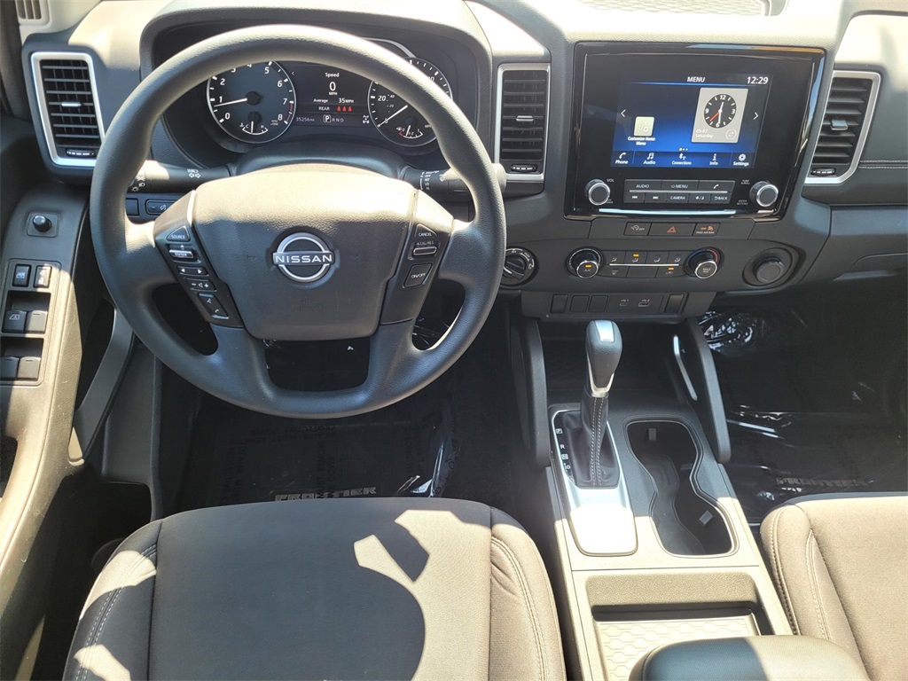 2023 Nissan Frontier SV photo 22