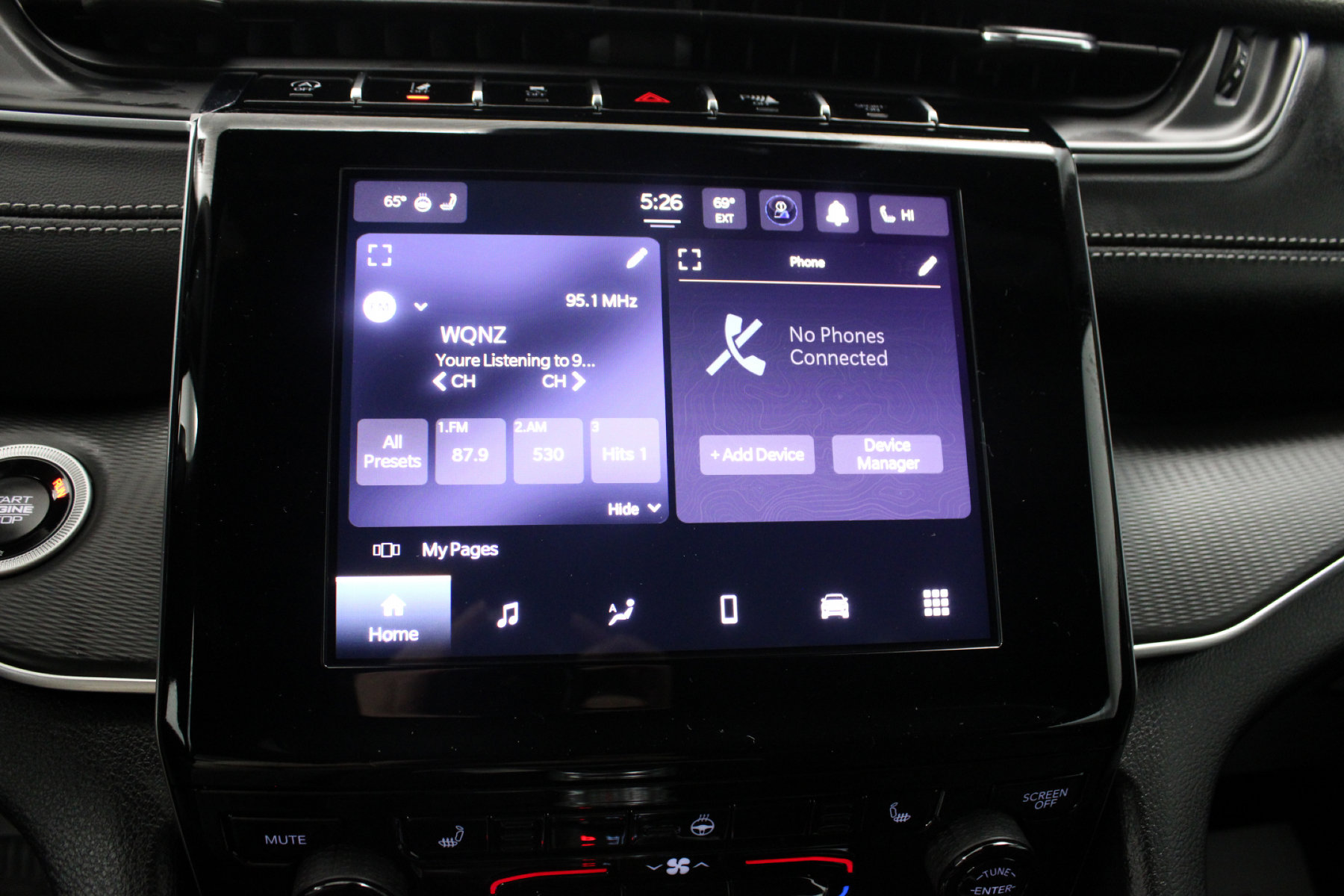 2025 Jeep Grand Cherokee Altitude photo 3