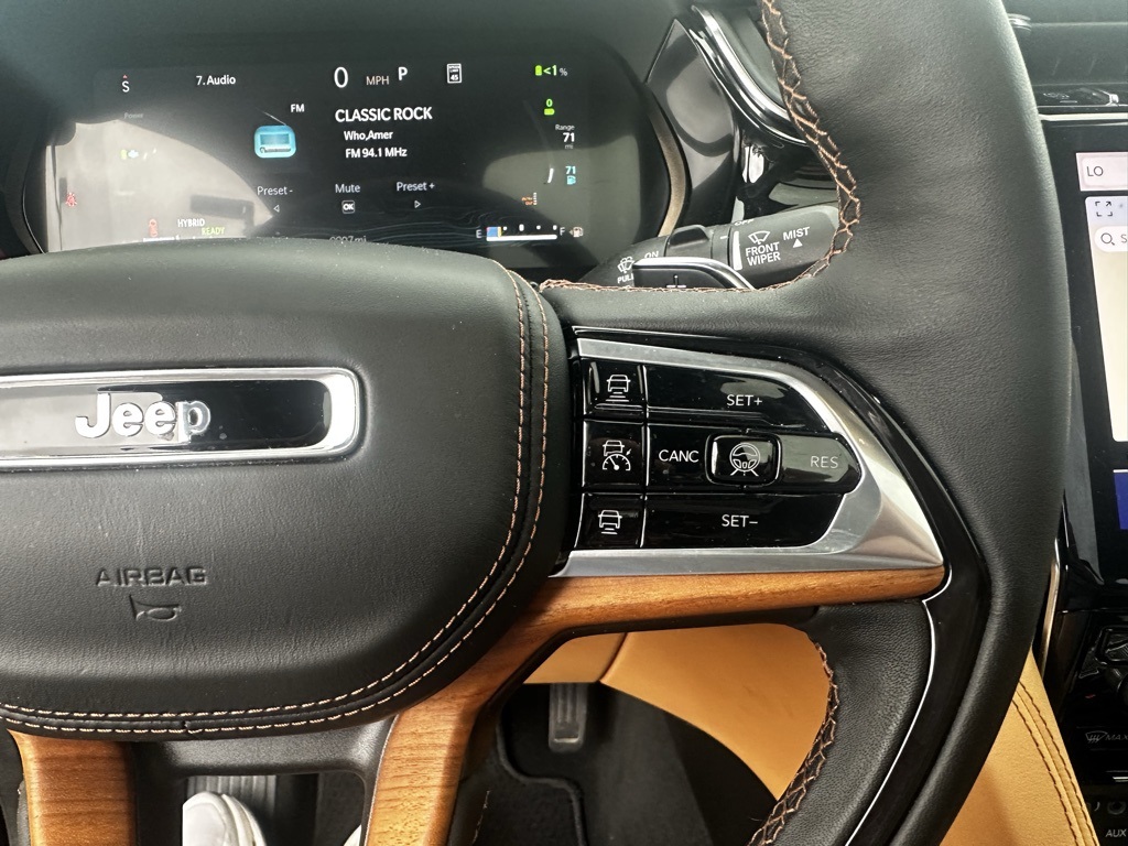 2024 Jeep Grand Cherokee Summit Reserve 4xe photo 9