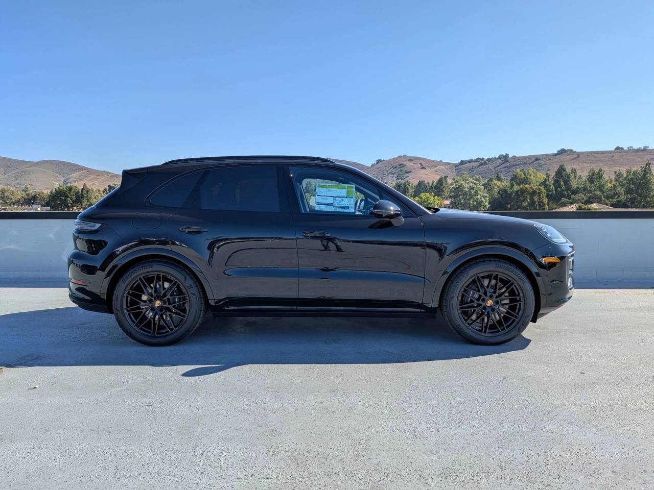 2025 Porsche Cayenne E-Hybrid photo 8