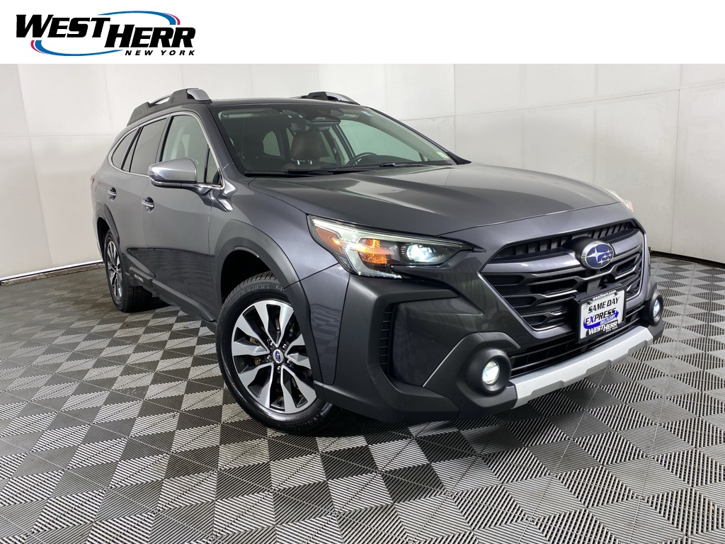 2023 Subaru Outback Touring's photo