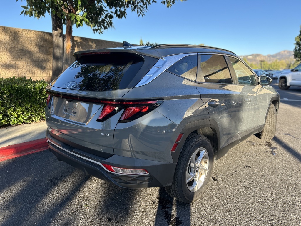 Used 2024 Gray Hyundai SEL image 7