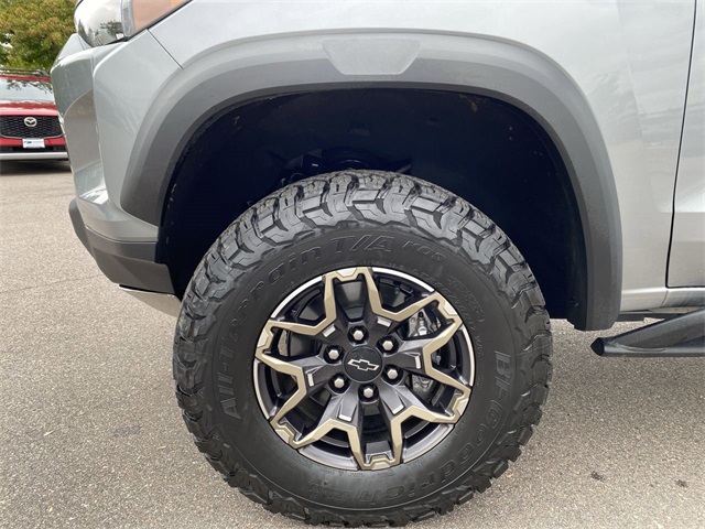2024 Chevrolet Colorado ZR2 photo 2