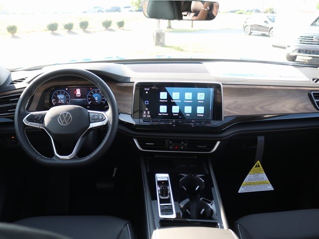2026 Volkswagen Atlas SE Technology photo 9