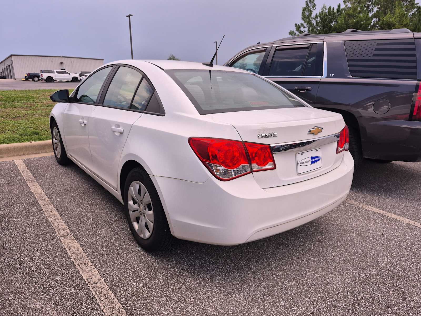 2014 Chevrolet Cruze LS photo 3