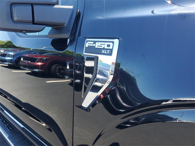 2023 Ford F-150 XLT photo 8