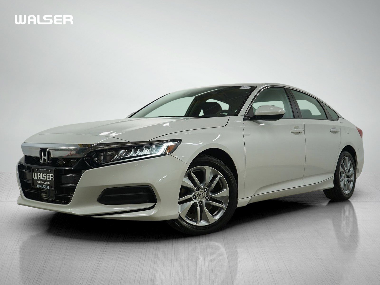 2018 Honda Accord LX's photo