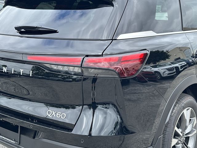 2026 Infiniti QX60 Pure photo 3