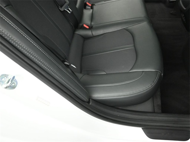 2023 KIA K5 - Image 28