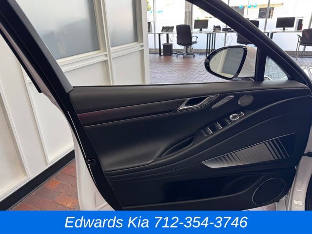 2024 Genesis G80 3.5T Sport Advanced photo 18