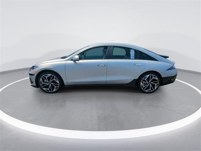 2025 Hyundai Ioniq 6 SEL photo 5