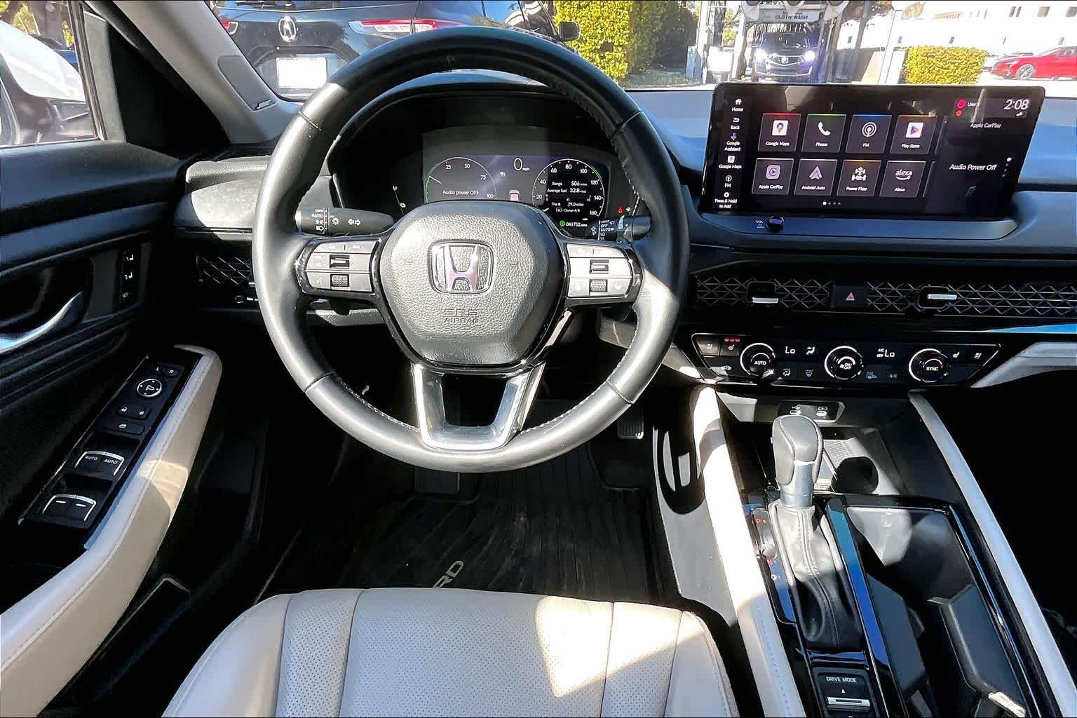 2023 Honda Accord Hybrid Touring photo 4